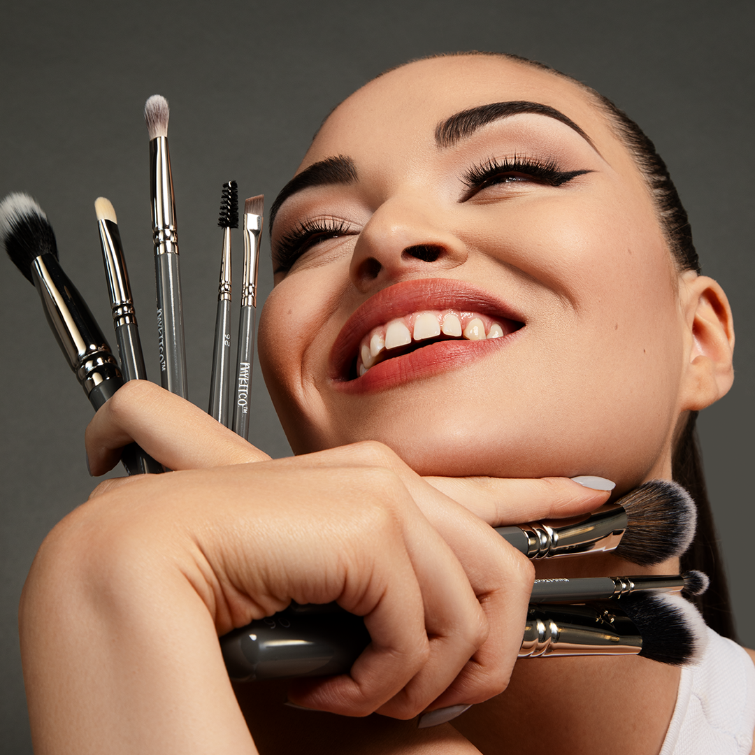 My Essential Artistry Brush Set 4