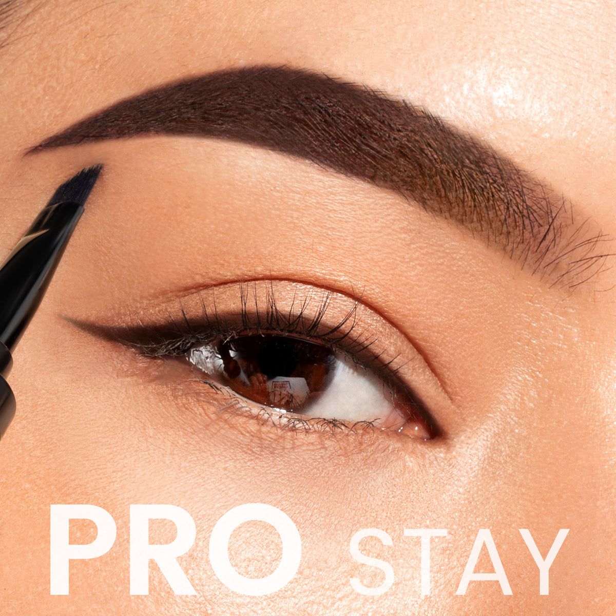 Focallure BrowsUp Pro Stay: Pomada de Cejas 3D en Barra