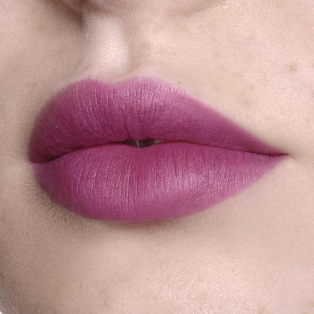 Matte Brat - Long Lasting Lip Crayon Governess 1