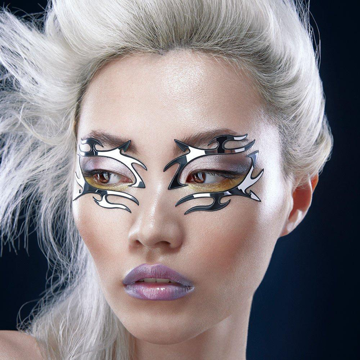 Chromantic / Face Lace by Phyllis Cohen 1