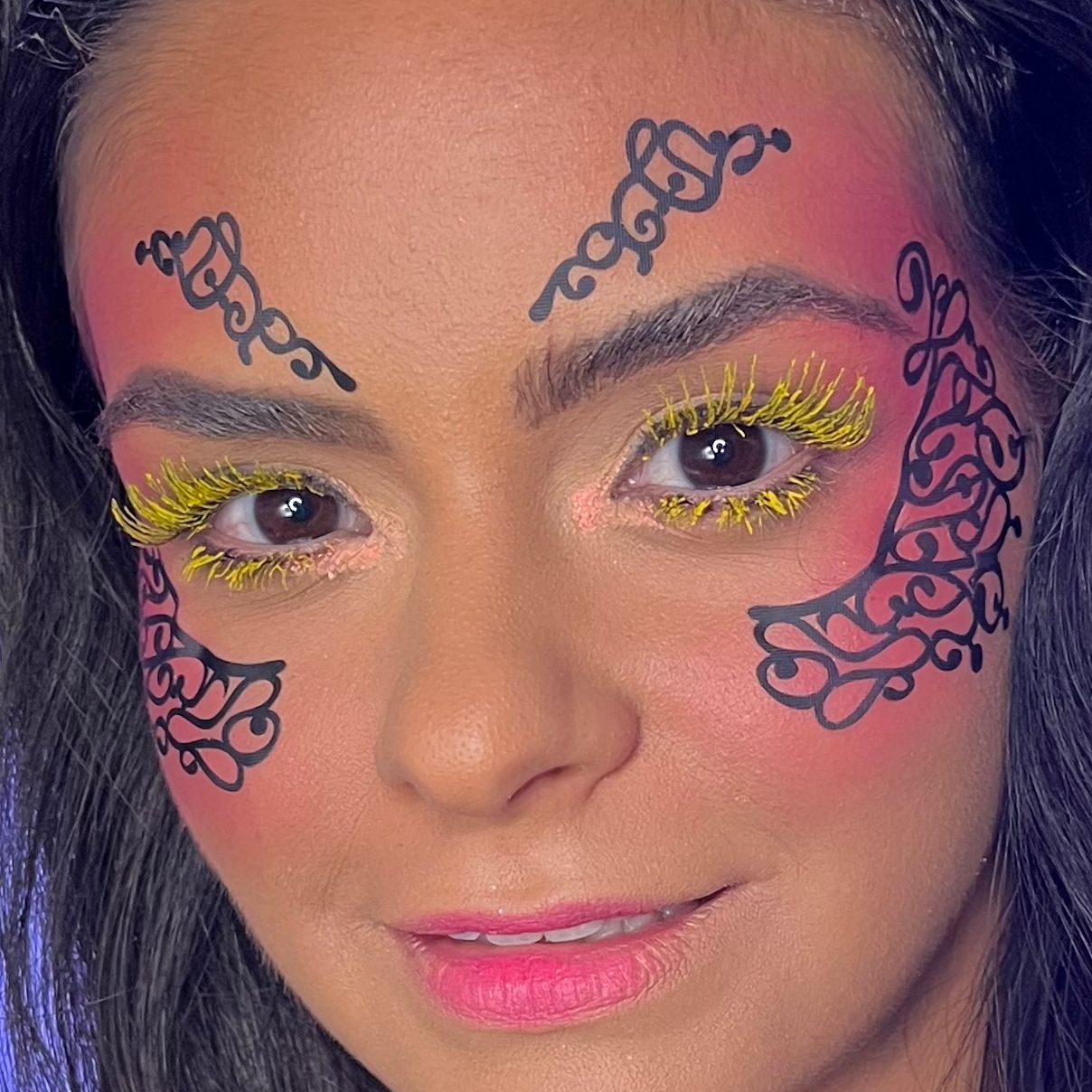 Swirlyqueue / Face Lace by Phyllis Cohen 3