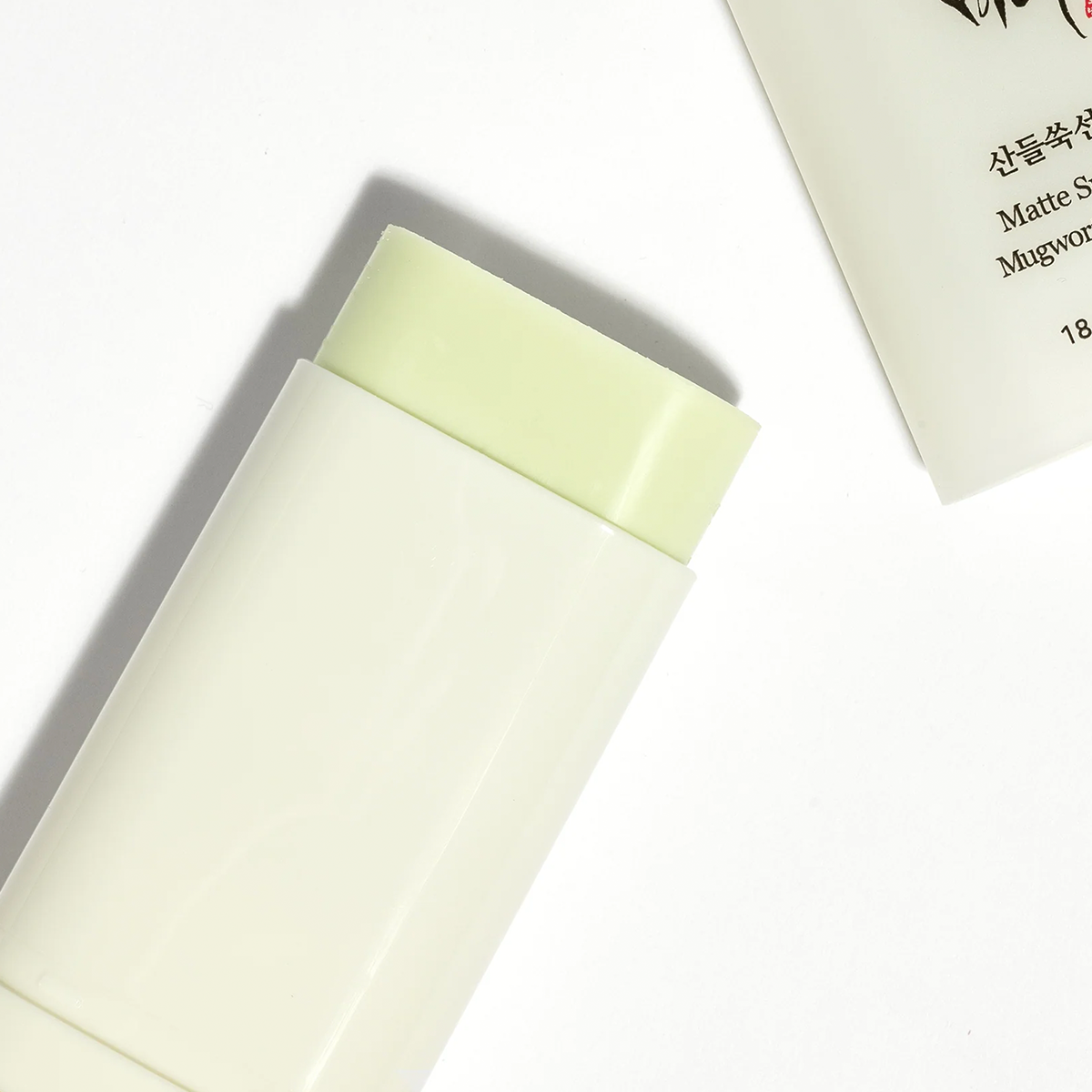 Matte Sun Stick: Mugwort + Camelia 2
