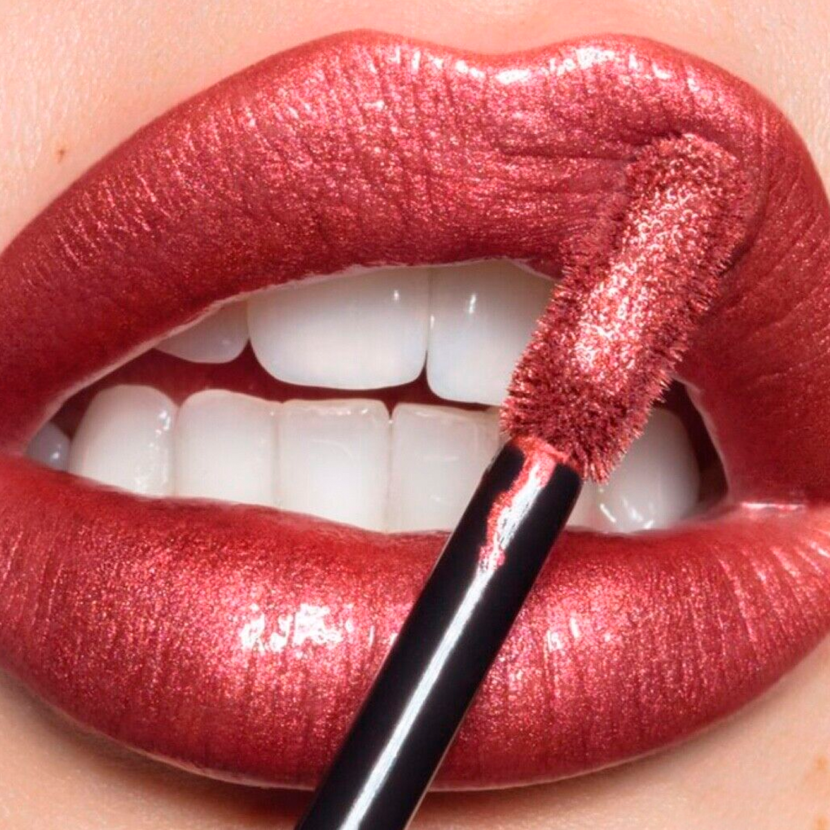 Metal Lip Gloss Seance 1