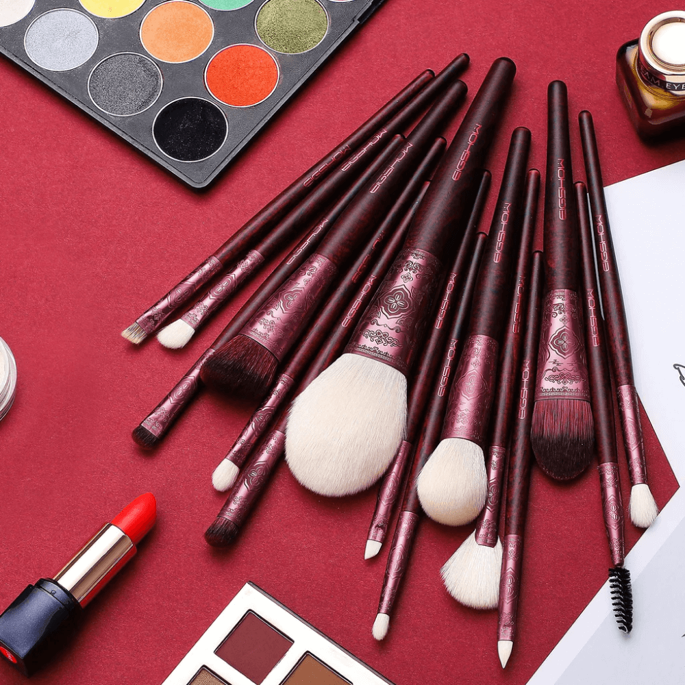 Splendid Series Red Flying Apsaras Makeup Brush Set 15 Pcs 2