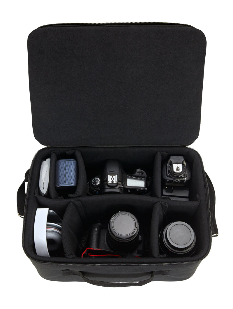 Tech Case Black 4