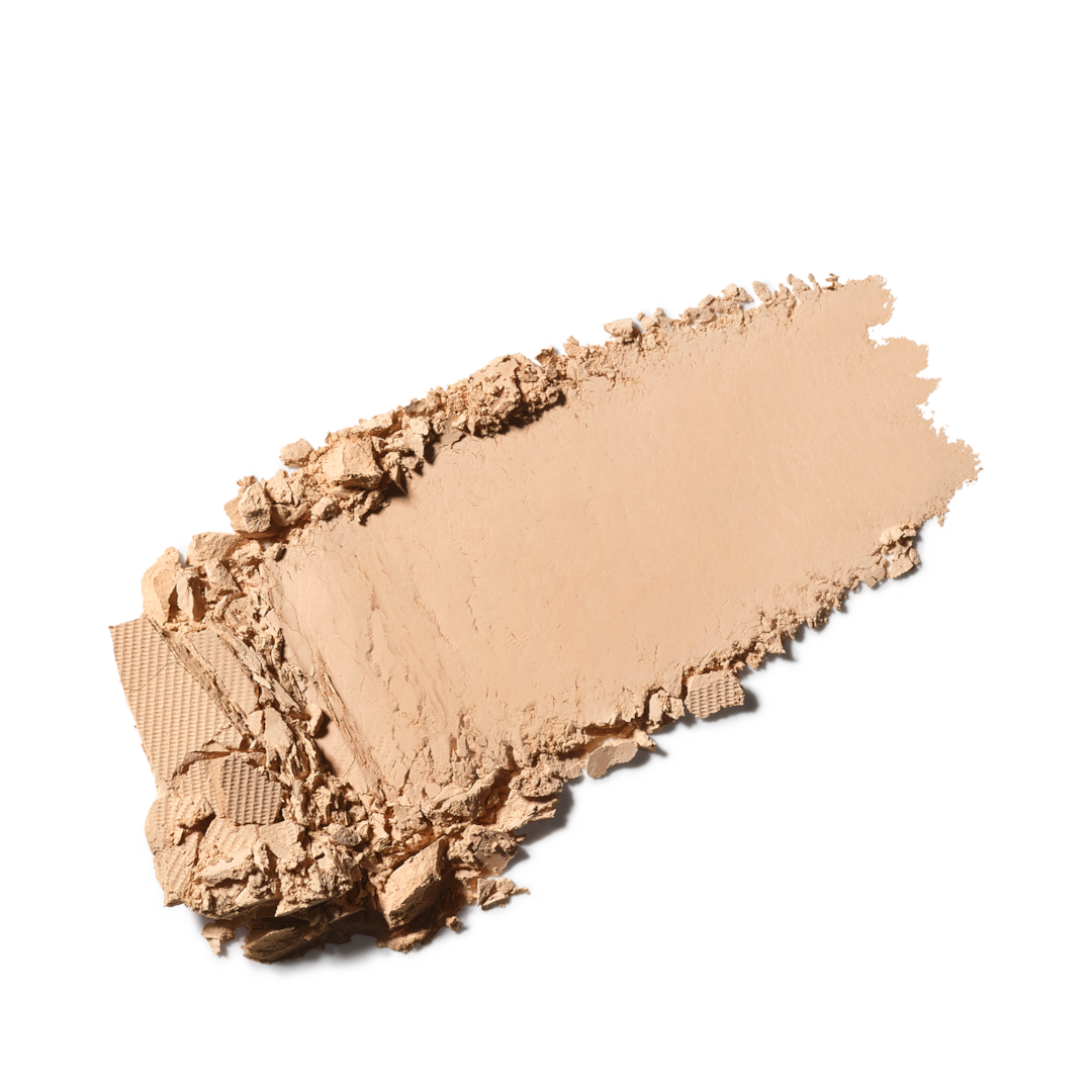 NC20 Studio Fix Powder Plus Foundation 4