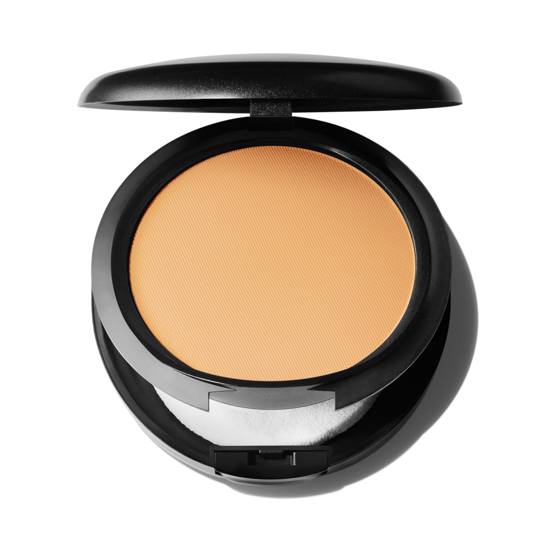 NC42 Studio Fix Powder Plus Foundation 2