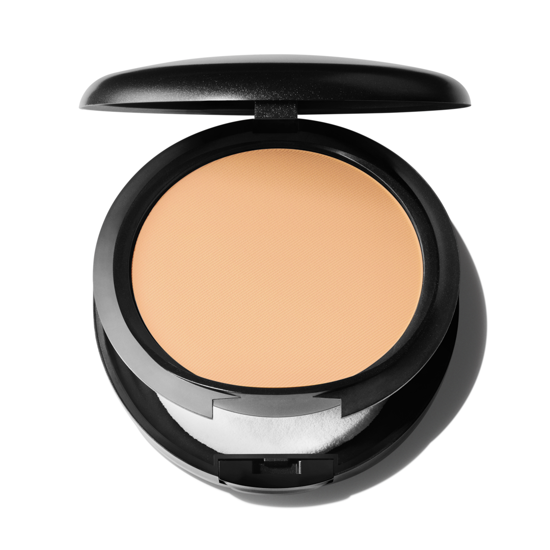 NC25 Studio Fix Powder Plus Foundation 2