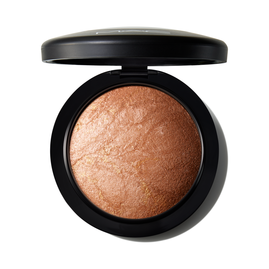 Global Glow Iluminador Mineralize Skinfinish 3