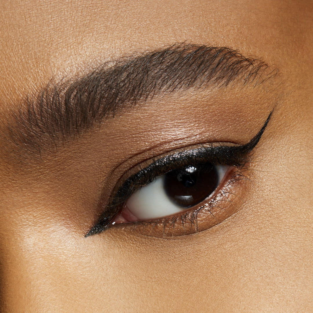 Brushstroke 24-Hour Liner 3