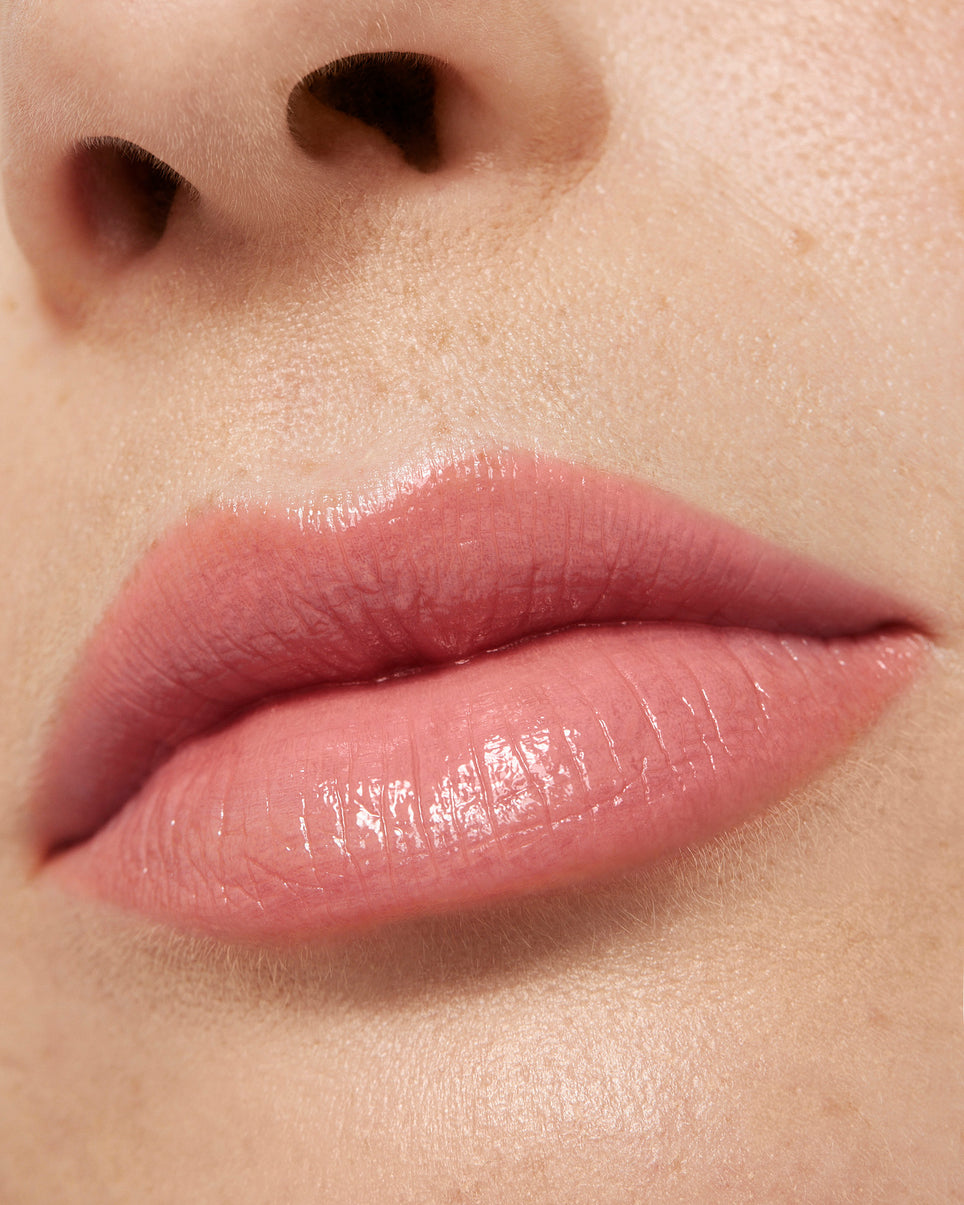 Scribble Stick Glossy Lip Crayon Whipd Cream 1