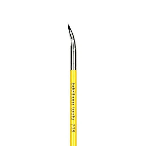 Studio 708 Bent Eyeliner 1